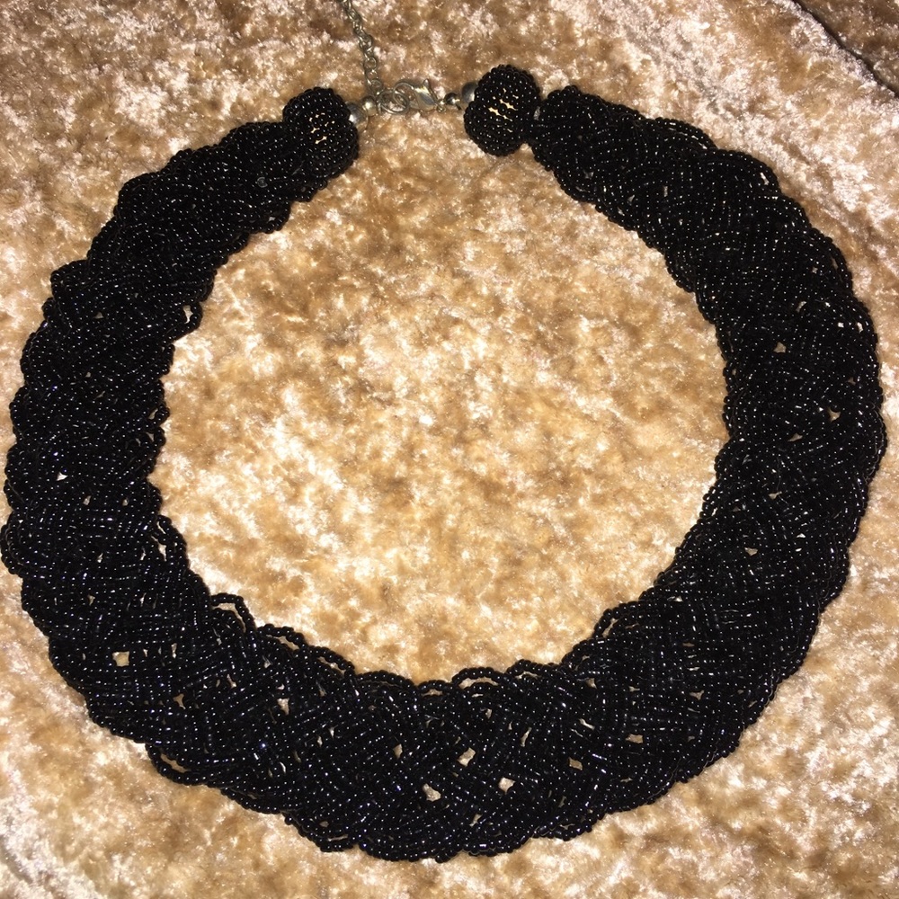 🛍Beautiful Black Necklace/Choker Type🛍